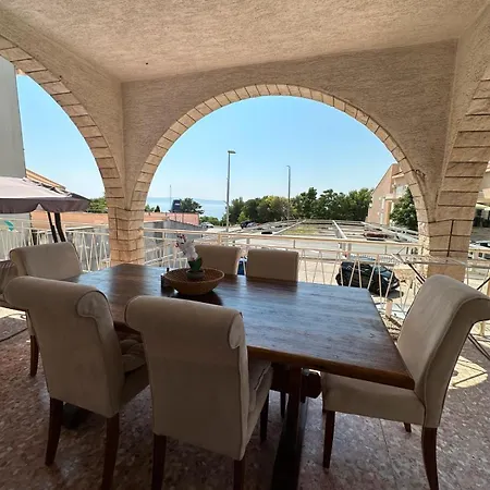 Mare 1 Apartment Makarska